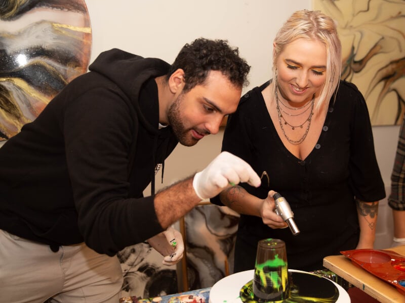acrylic pouring class